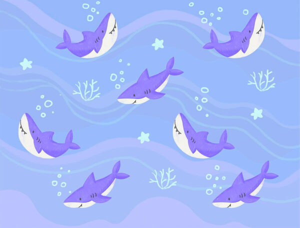 Kindertapete Muster mit gemalten lila Haien auf dem Hintergrund einer dekorativen Unterwasserwelt