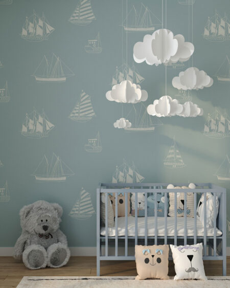 Tapete mit weißen Skizzen verschiedener Segelschiffe Muster auf graublauem Hintergrund fürs Babyzimmer